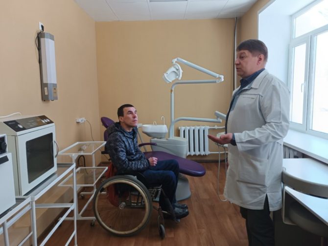 Лечим зубы… без барьеров и преград