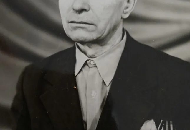 Бог его берёг