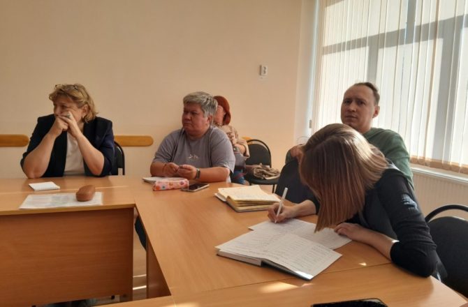 16 сентября в ЦРТДиЮ «Звездный» состоялось совещание, объединившее кураторов и руководителей юнармейских отрядов Соликамского муниципального округа.