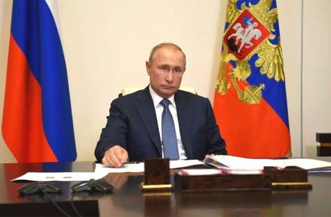 Президент РФ Владимир Путин проиндексировал стипендии спортсменам с выдающимися достижениями на 4%, выплаты с учетом увеличения начнут выплачивать с 1 января 2026 г.